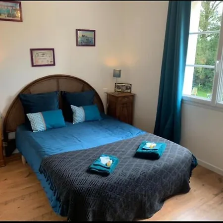 Bed & Breakfast D'hotes Sous Les Grands Chenes Du Chene