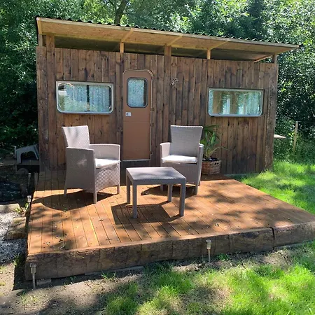 D'hotes Sous Les Grands Chenes Du Chene Bed & Breakfast Saint-Etienne-de-Corcoue