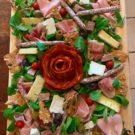 D'hotes Sous Les Grands Chenes Du Chene * Saint-Étienne-de-Corcoué