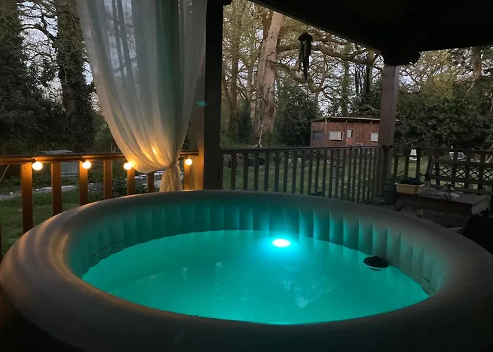 D'hôtes Sous Les Grands Chênes Du Chene Couette-café